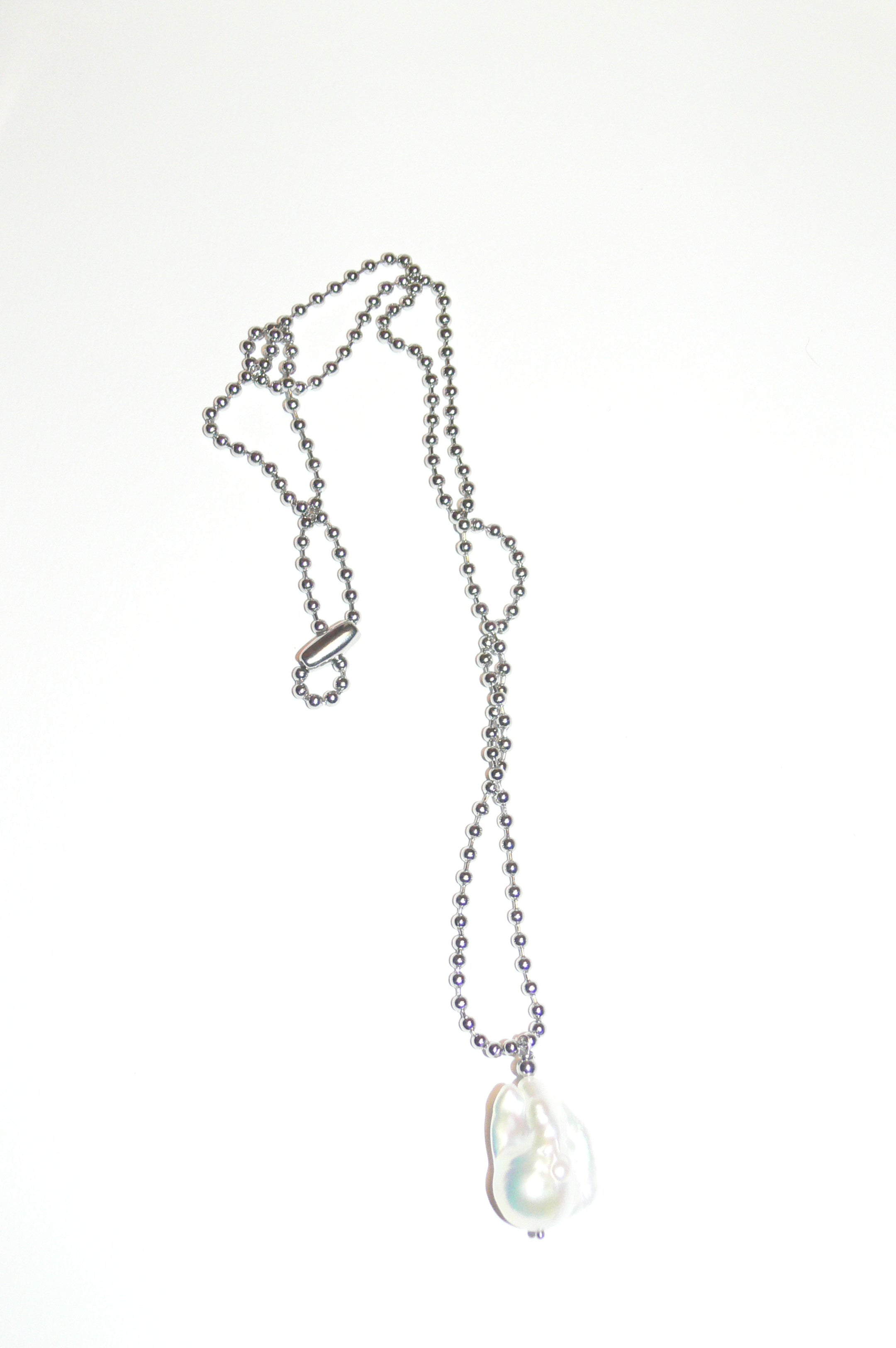 Hanging Pearl
